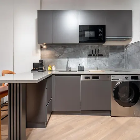 Urban Quarters - Firuzaga Lejlighedshotel 4*