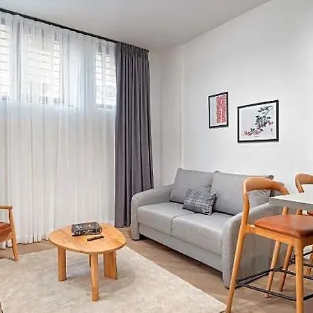 Urban Quarters - Firuzaga Istanbul